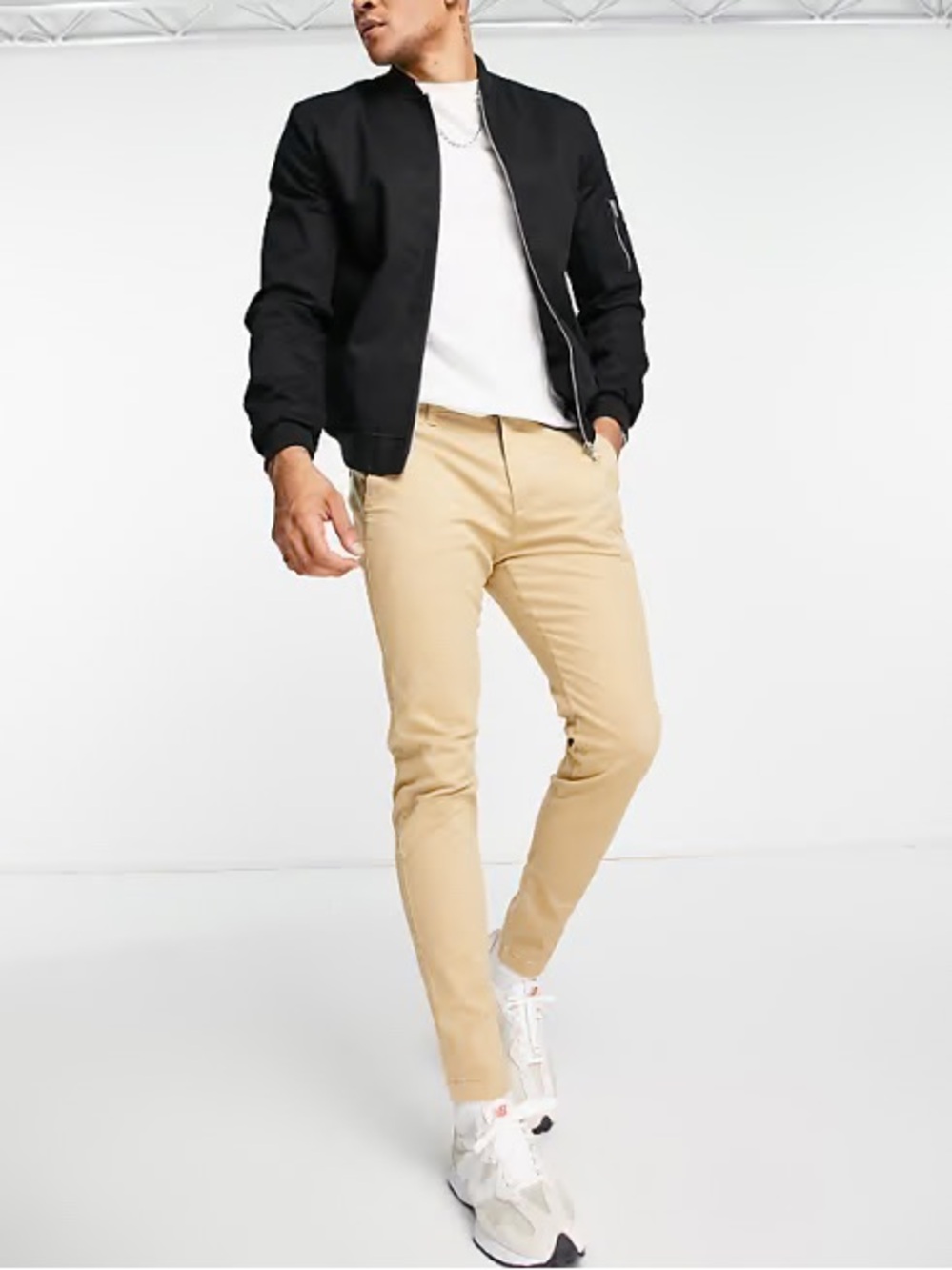 Hollister Slim Fit Super Skinny Men’s Chino Pants in Khaki